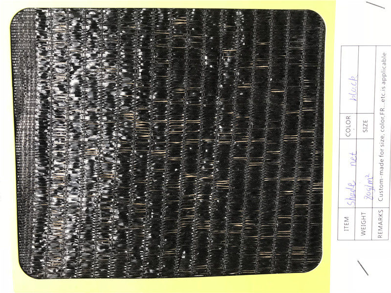 Folosiți abilitățile de a acoperi plasa de umbră pentru seră