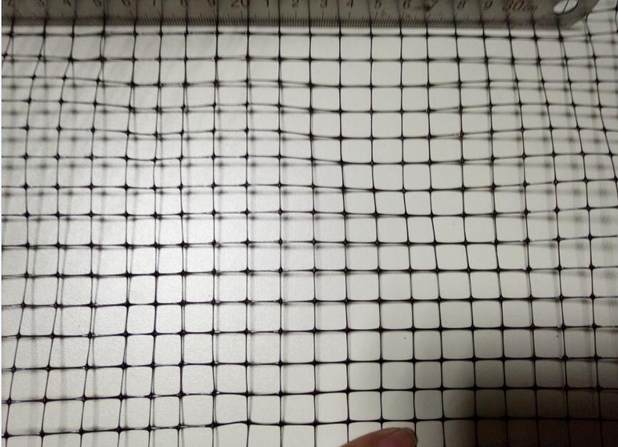 Plasa anti-aluniță 3