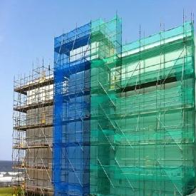 Rolul plaselor de schele de construcție în prevenirea scăderii pericolelor
